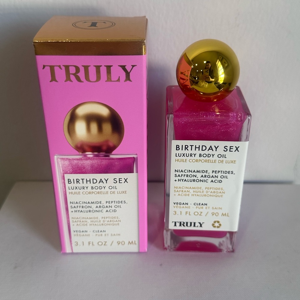 Truly Birthday Sex Luxury Body Oil